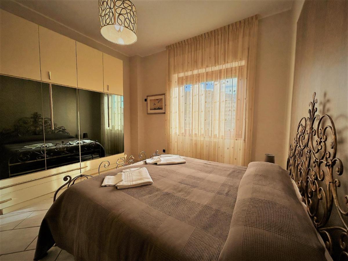 Acquamarina Holiday House Салерно Экстерьер фото